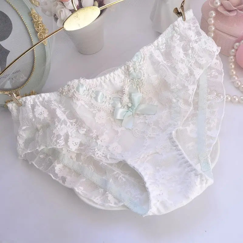 Sexy Transparent Lace Women Underwear Princess Embroidery Cute Lovely Style Panties Female Ruffle Hollow Lingerie Breifs LD773